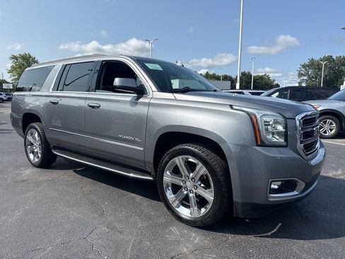 Used 2020 GMC Yukon XL SLE w/ Convenience Package AWD/4WD image 4