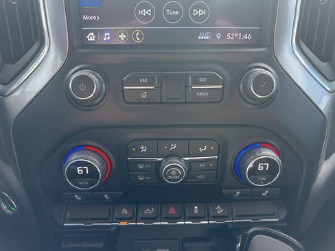 Used 2021 Chevrolet Silverado 1500 RST image 4