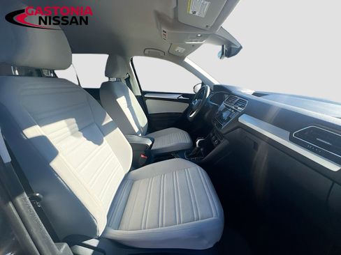 Used 2024 Volkswagen Tiguan S image 37