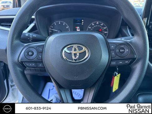 Used 2024 Toyota Corolla LE image 15