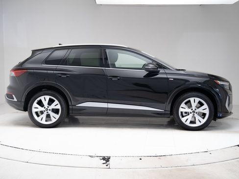 Used 2023 Audi Q4 e-tron Premium Plus AWD/4WD image 22