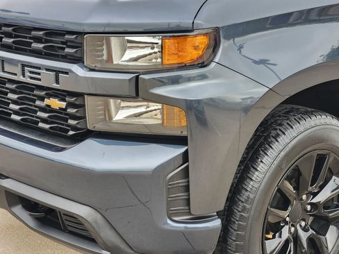 Used 2022 Chevrolet Silverado 1500 Custom w/ Safety Confidence Package image 15