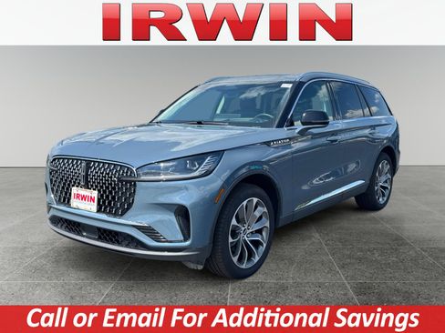 New 2025 Lincoln Aviator Reserve w/ Illumination Package AWD/4WD image 1