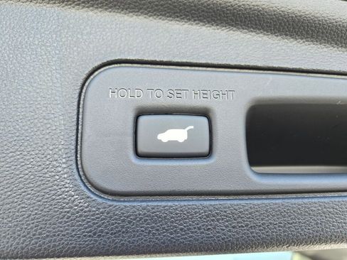 New 2026 Acura MDX SH-AWD image 18