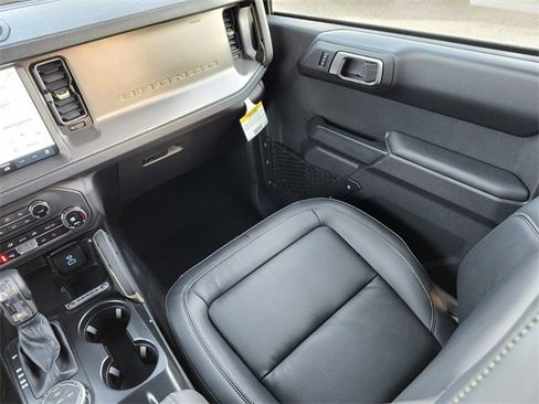 New 2025 Ford Bronco Badlands image 15