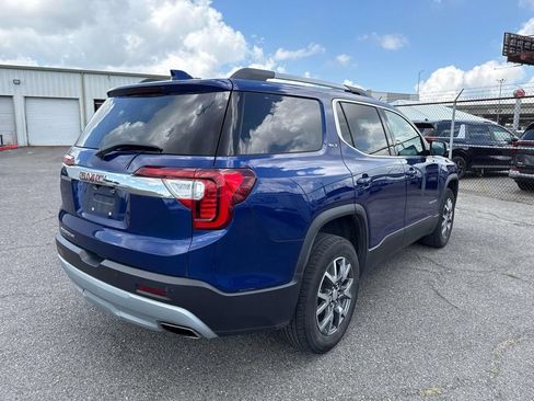 Used 2023 GMC Acadia SLT w/ Preferred Package FWD image 8