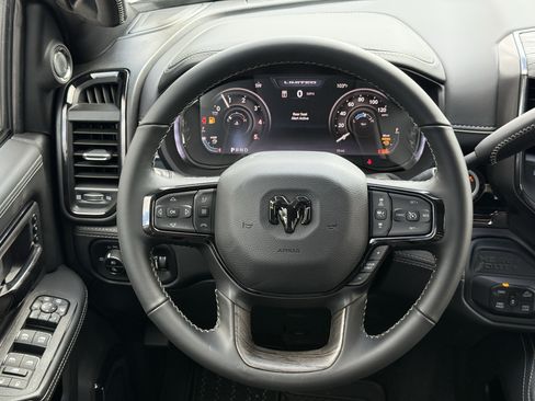 New 2026 RAM 2500 Limited AWD/4WD image 12