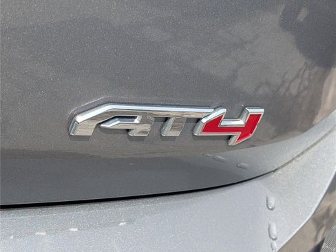 Used 2024 GMC Terrain AT4 AWD/4WD image 10