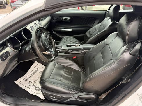 Used 2019 Ford Mustang Premium RWD image 11