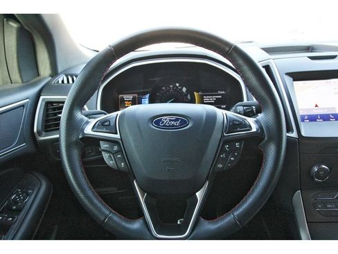 Used 2020 Ford Edge ST-Line FWD image 14
