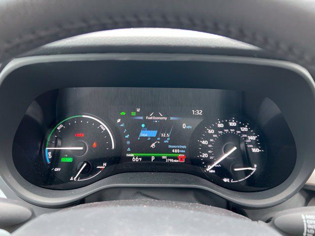 Used 2025 Toyota Sienna XLE w/ XLE Plus Package AWD/4WD image 13