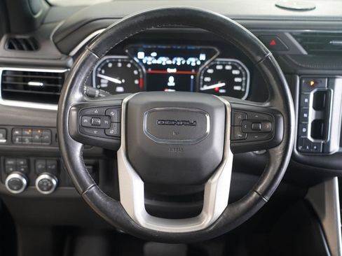 Used 2021 GMC Yukon XL Denali w/ Denali Ultimate Package AWD/4WD image 12
