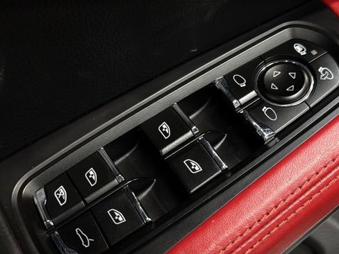 Used 2018 Porsche Macan GTS w/ Premium Package Plus AWD/4WD image 21