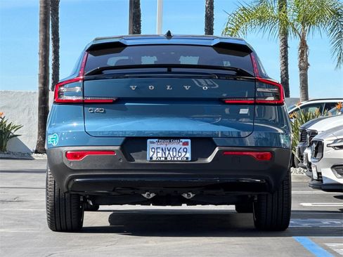 Certified 2023 Volvo C40 P8 Recharge Ultimate image 4