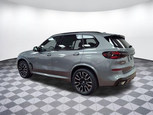 Used 2026 BMW X5 xDrive40i w/ M Sport Package AWD/4WD image 3