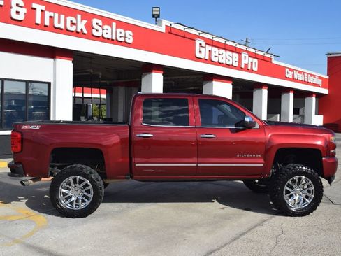 Used 2016 Chevrolet Silverado 1500 LTZ Z71 AWD/4WD image 3