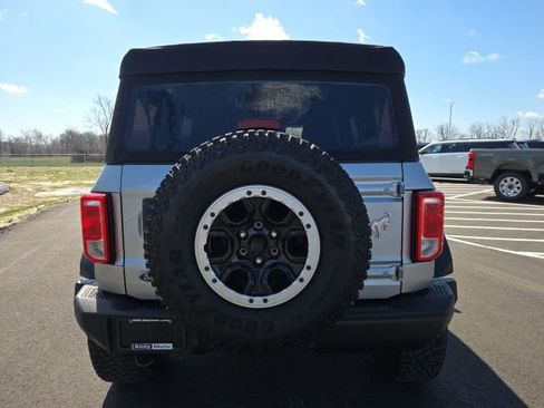 Used 2022 Ford Bronco Black Diamond w/ Sasquatch Package image 9