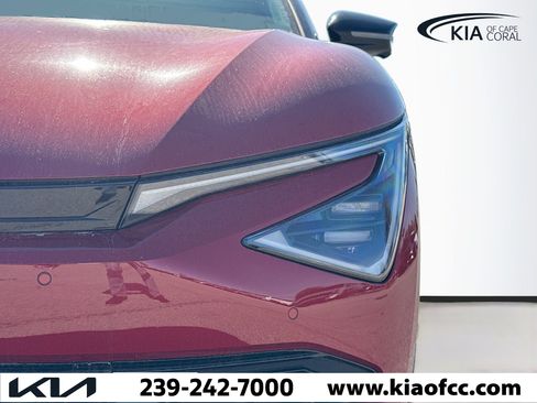 New 2025 Kia EV6 Wind image 9