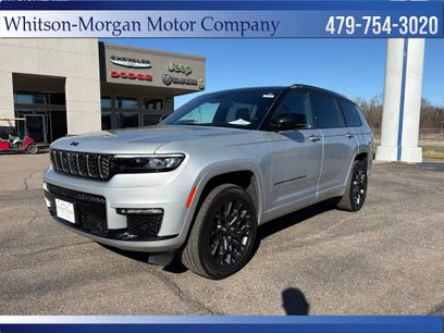 Used 2025 Jeep Grand Cherokee L Summit w/ Obsidian Package