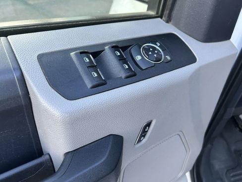 Used 2022 Ford F250 XL w/ Power Equipment Group image 14