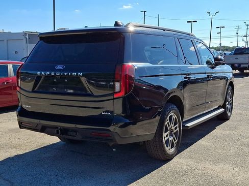 Used 2025 Ford Expedition Max Active AWD/4WD image 4