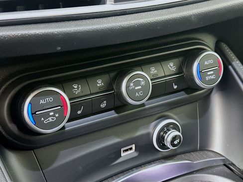 Used 2022 Alfa Romeo Stelvio Ti w/ Active Assist Plus Package image 24