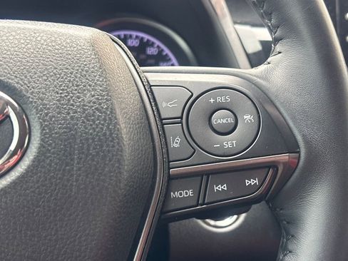 Used 2023 Toyota Camry SE w/ Convenience Package image 19