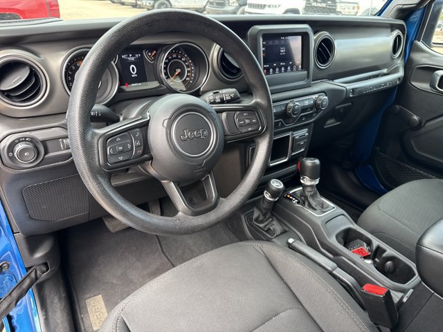 Used 2023 Jeep Wrangler Sport AWD/4WD image 7