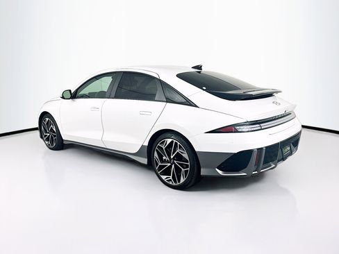 Used 2024 Hyundai Ioniq 6 SEL RWD image 5