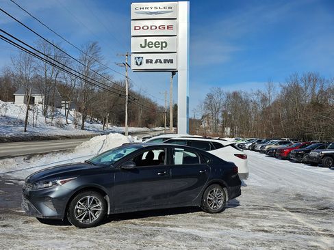 Used 2024 Kia Forte LXS image 20