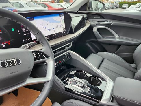 New 2025 Audi Q5 Premium Plus image 11