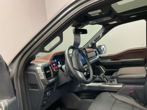 Used 2022 Ford F150 Lariat w/ Equipment Group 502A High AWD/4WD image 17