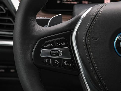 New 2026 BMW X5 xDrive50e w/ Executive Package image 11