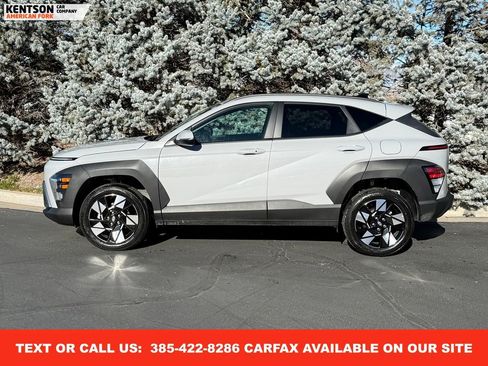 Used 2025 Hyundai Kona SEL image 3