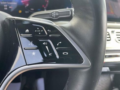 Used 2024 Mercedes-Benz GLS 450 4MATIC image 37