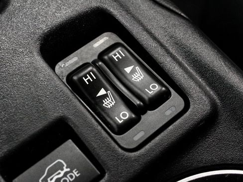 Used 2022 Subaru Crosstrek 2.5i Limited w/ Popular Package #4A image 4