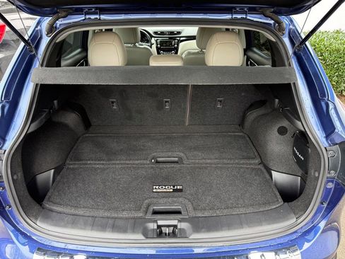 Certified 2022 Nissan Rogue Sport SL image 10