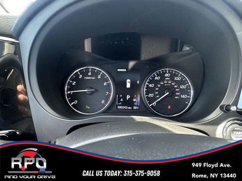 Used 2020 Mitsubishi Outlander SE AWD/4WD image 11