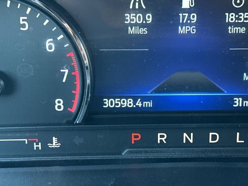 Certified 2022 Ford Explorer XLT image 25