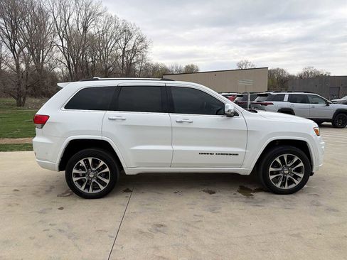 Used 2018 Jeep Grand Cherokee Overland image 7