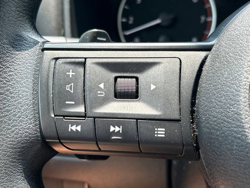 Certified 2024 Nissan Rogue S FWD image 26