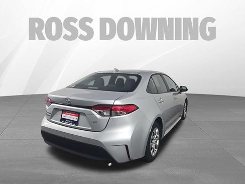 Used 2024 Toyota Corolla LE FWD image 4