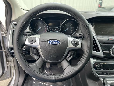 Used 2012 Ford Focus Titanium FWD image 13
