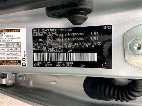 Used 2022 Toyota 4Runner SR5 image 33