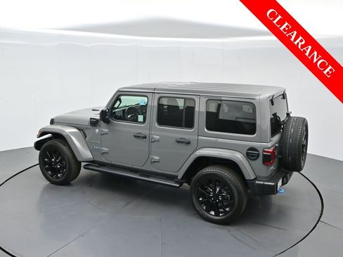 Used 2023 Jeep Wrangler Unlimited Sahara w/ Cold Weather Group image 61