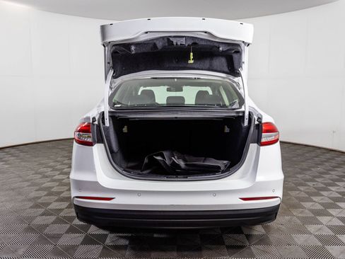 Used 2020 Ford Fusion SE FWD image 37