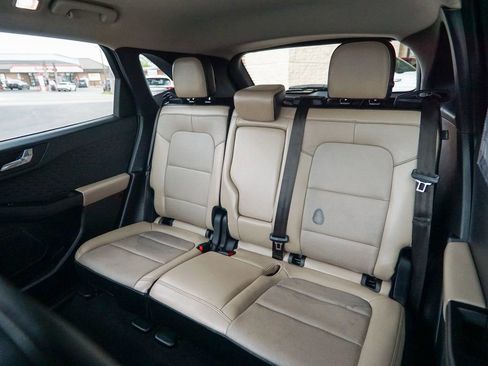 Used 2020 Ford Escape Titanium AWD/4WD image 33