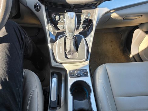 Used 2013 Ford Escape SEL image 13