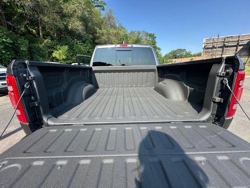 Used 2020 RAM 1500 Big Horn AWD/4WD image 39