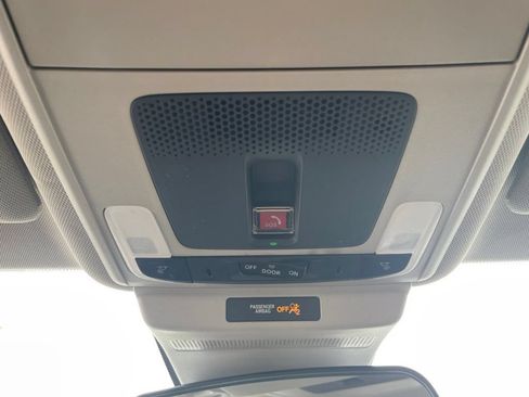 Used 2025 Honda Accord LX image 18